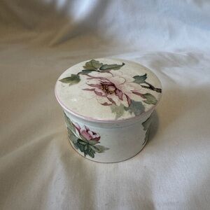 Royal Worcester White Ceramic jewelry holder/trinket